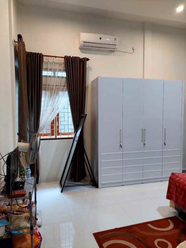 dijual rumah di jl hanggar pekanbaru ready stok