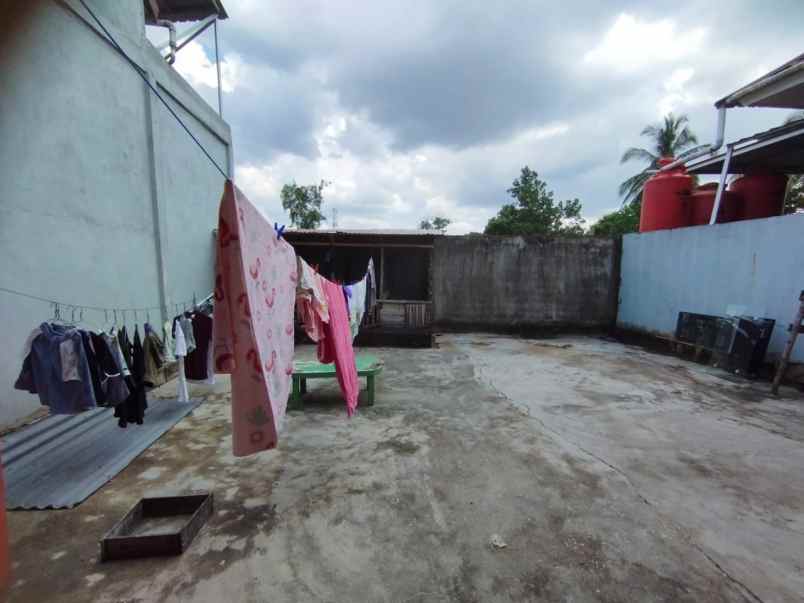 dijual rumah di jl karet komp queen dan residence