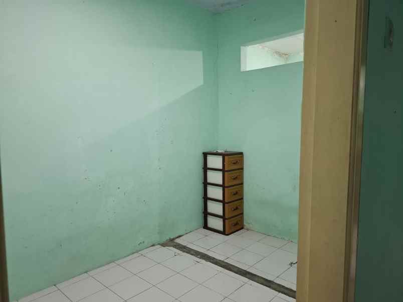 dijual rumah di perum puri bunga nirwana jember