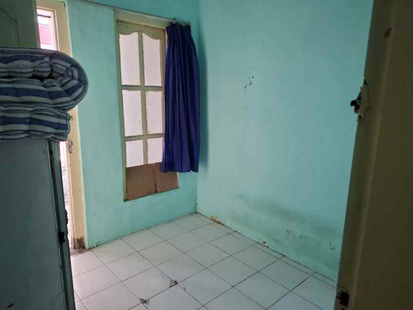 dijual rumah di perum puri bunga nirwana jember