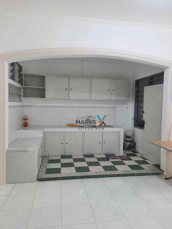 dijual rumah di sutorejo timur dharmahusada peninsula