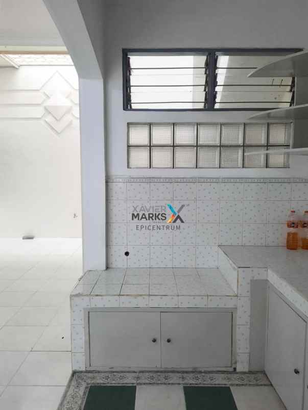 dijual rumah di sutorejo timur dharmahusada peninsula