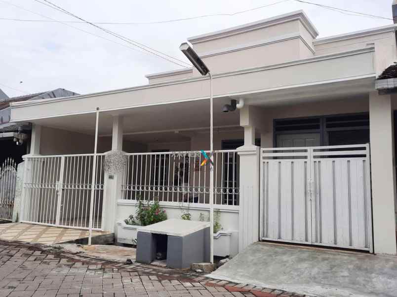 dijual rumah di sutorejo timur dharmahusada peninsula