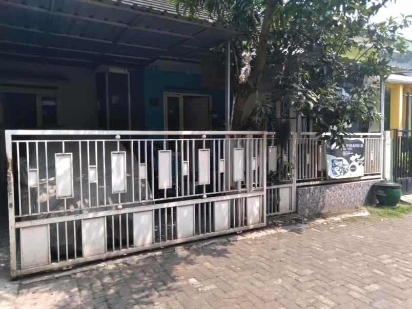 dijual rumah dijual rumah di jl ikan