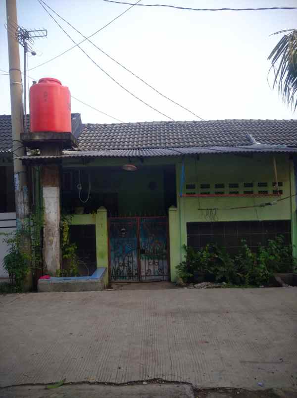 dijual rumah diover kredit perumahan