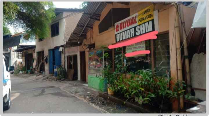 dijual rumah duren sawit klender