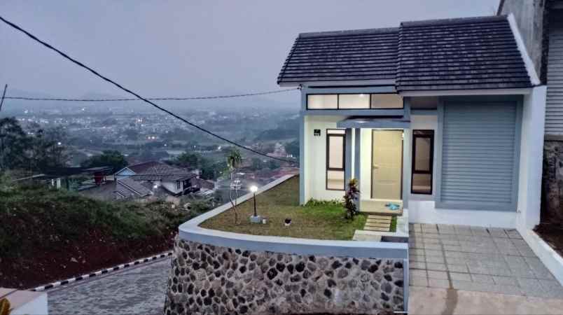 dijual rumah ga manulang