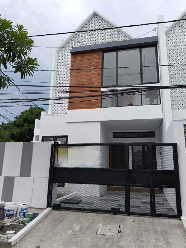 dijual rumah gading pantai