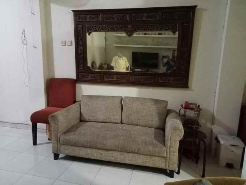 dijual rumah gandaria utara