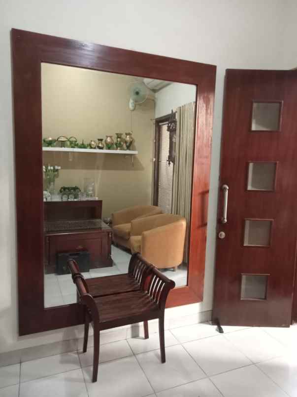 dijual rumah gandaria utara