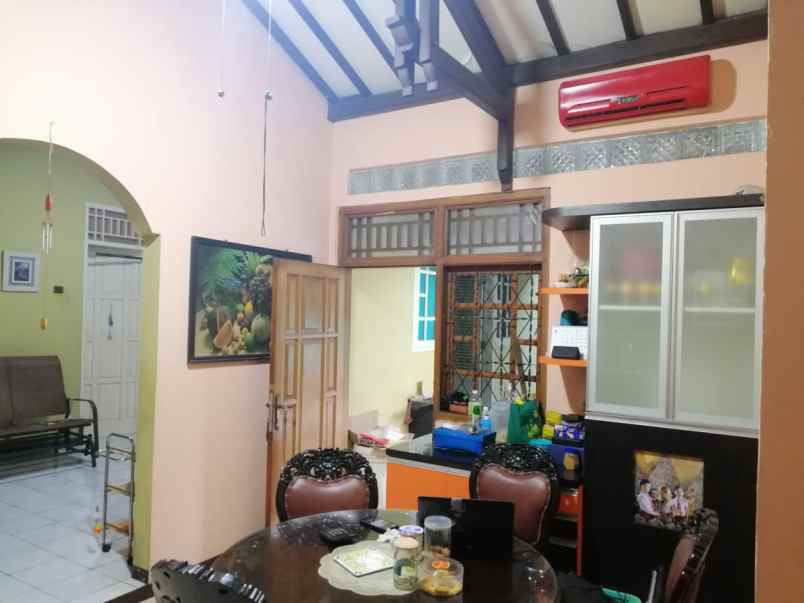 dijual rumah gandeng siap huni