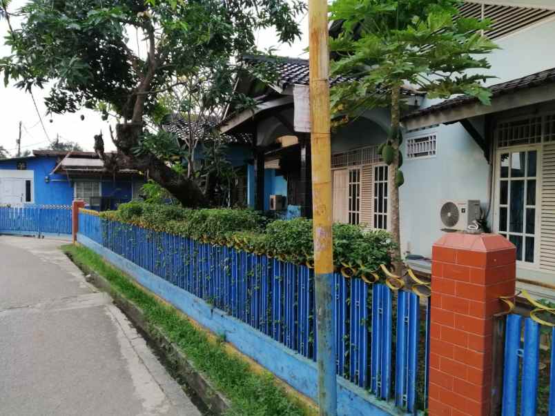 dijual rumah gandeng siap huni