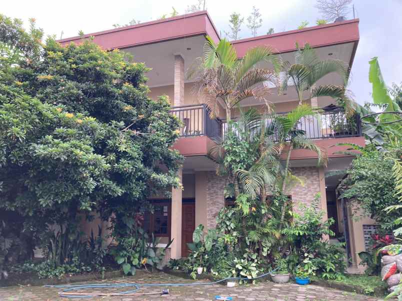 dijual rumah gegerkalong