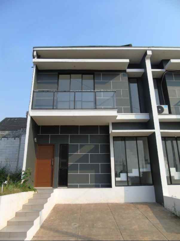 dijual rumah gg kemang buaran serpong