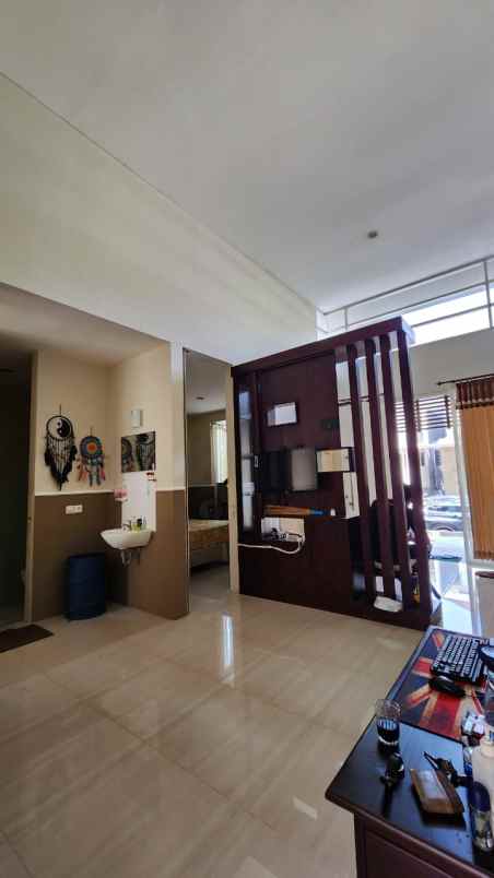 dijual rumah golf avenue citraland surabaya