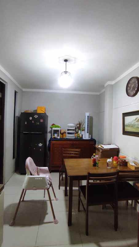 dijual rumah graha raya cluster viola