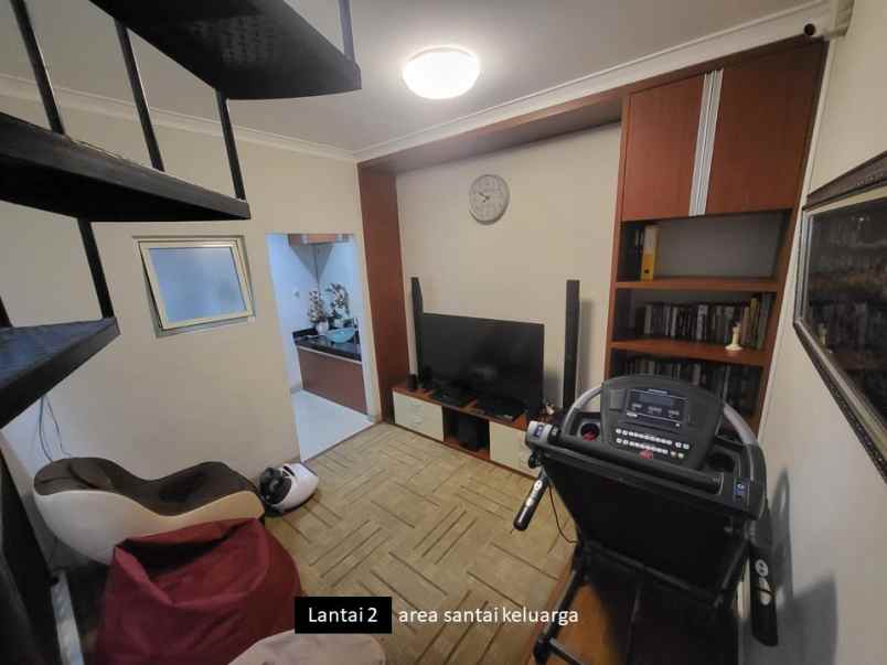 dijual rumah grand wisata cluster monte