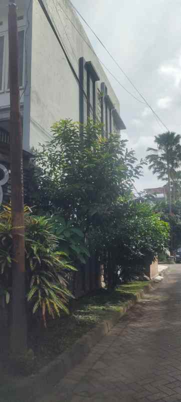 dijual rumah green living residence sukun malang