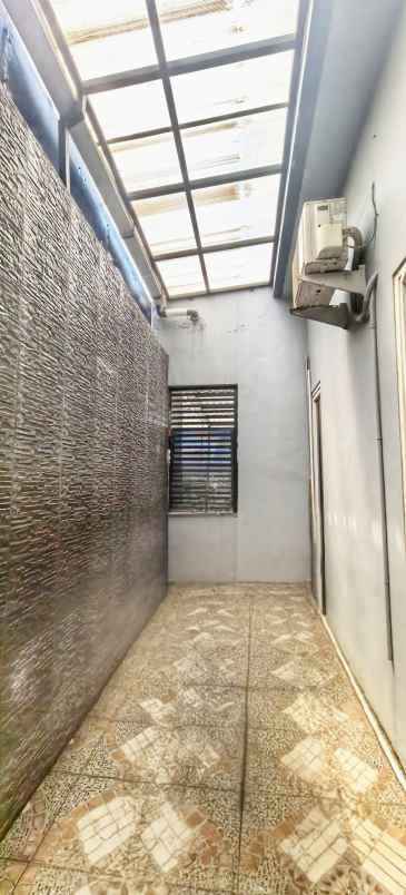 dijual rumah greenhill citraland