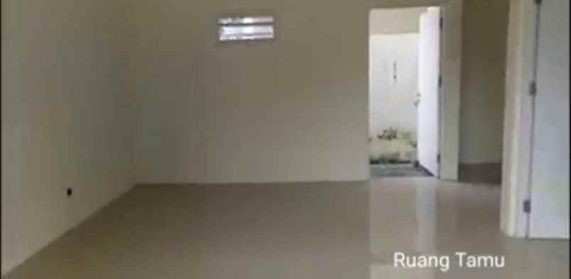 dijual rumah greenlake wonorejo