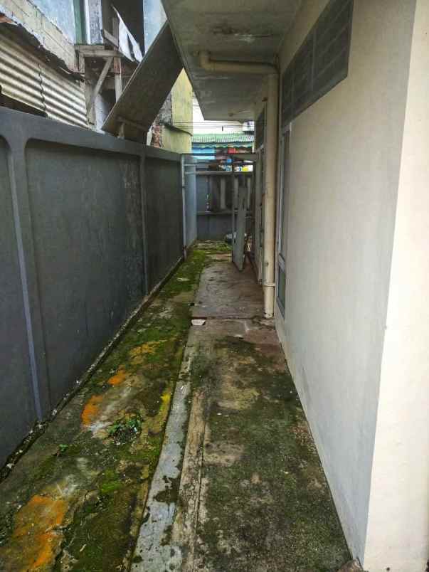 dijual rumah grogol selatan