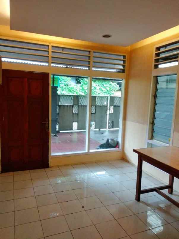 dijual rumah grogol selatan