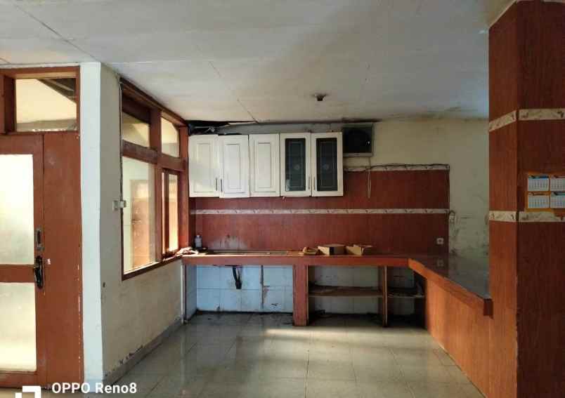 dijual rumah gumuruh