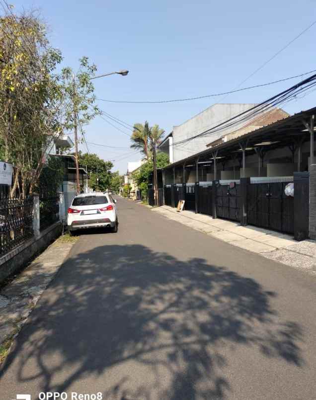 dijual rumah gumuruh