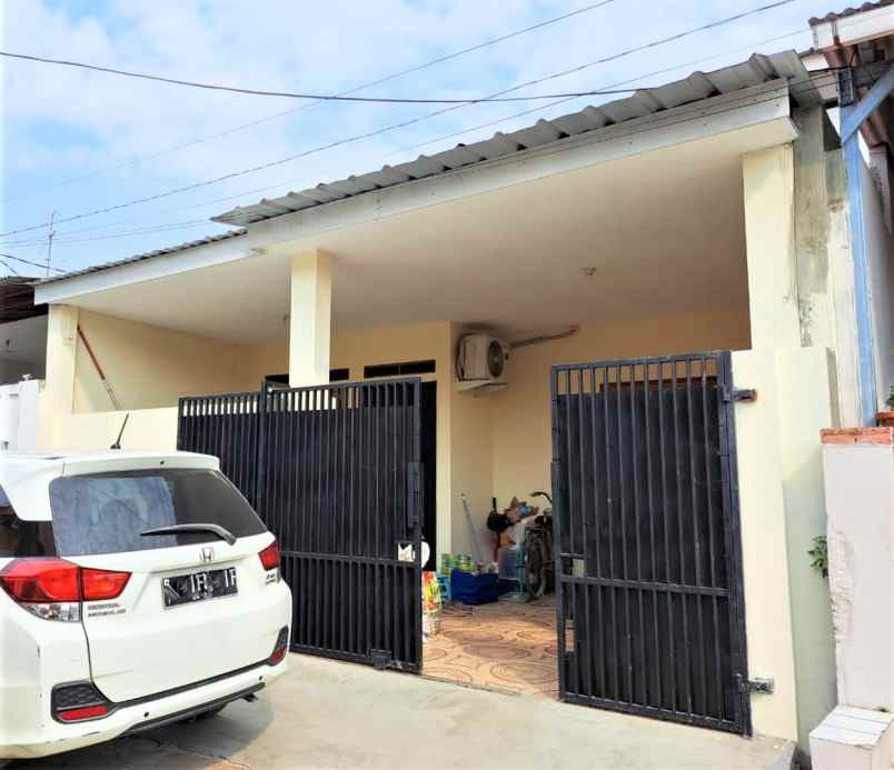 dijual rumah harapan indah 1 perumahan