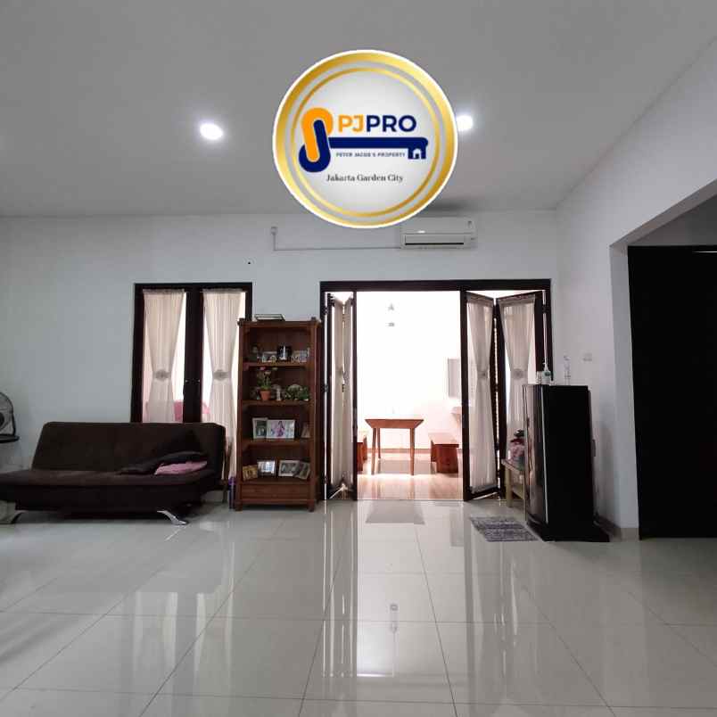 dijual rumah harapan indah cluster