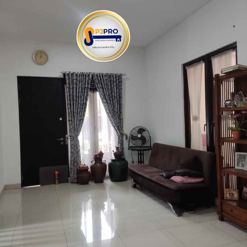 dijual rumah harapan indah cluster