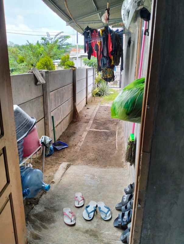 dijual rumah hook dekat kawasan industri semarang