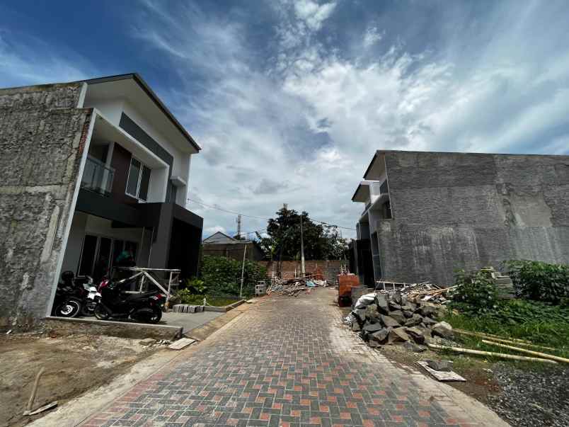 dijual rumah jaka mulya