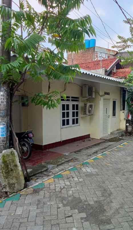 dijual rumah jalan ahmad yani gayungan