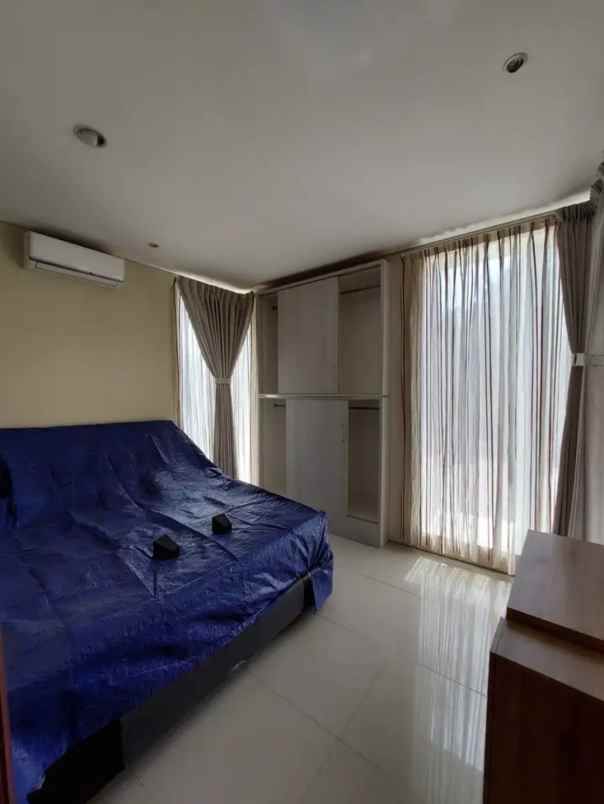 dijual rumah jalan cargo permai