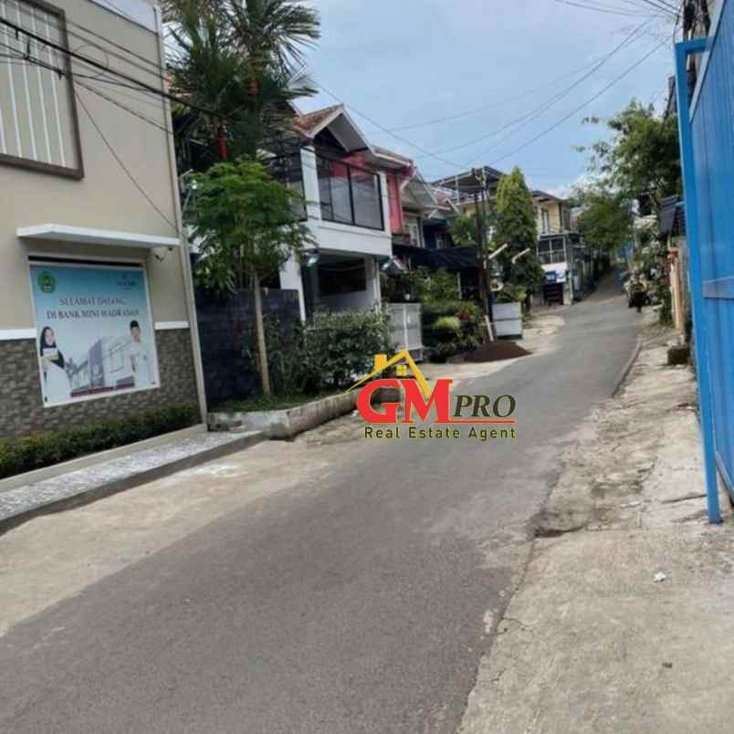 dijual rumah jalan cijerokaso