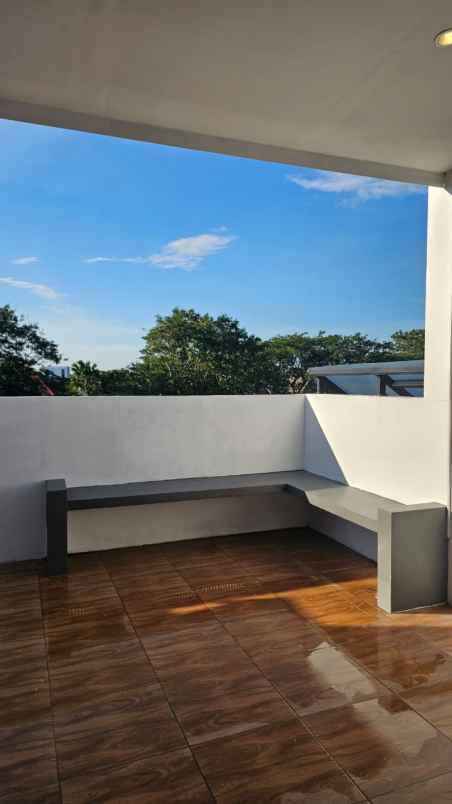 dijual rumah jalan fullerton place