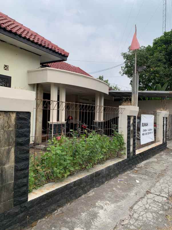 dijual rumah jalan jongke sendangadi