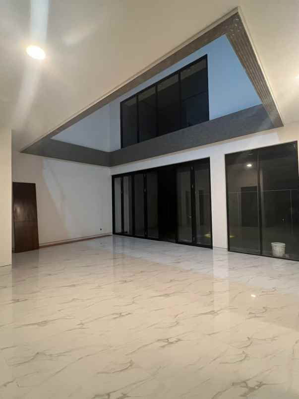 dijual rumah jalan kertajaya indah timur