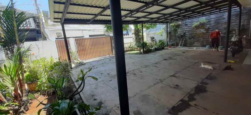 dijual rumah jalan mampang prapatan