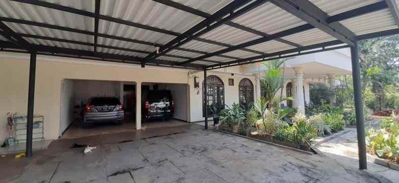 dijual rumah jalan mampang prapatan