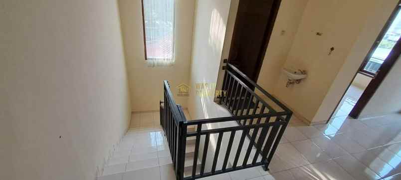 dijual rumah jalan palagan km 8 5