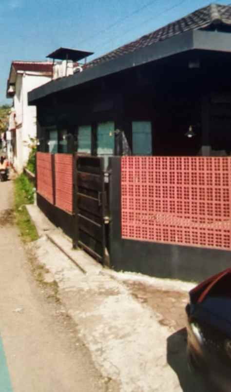 dijual rumah jalan petir cikembar