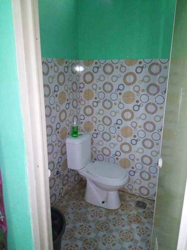 dijual rumah jalan raya pamulang