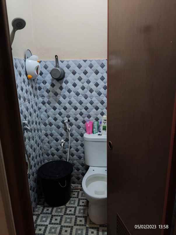 dijual rumah jalan raya serpong cisauk bsd