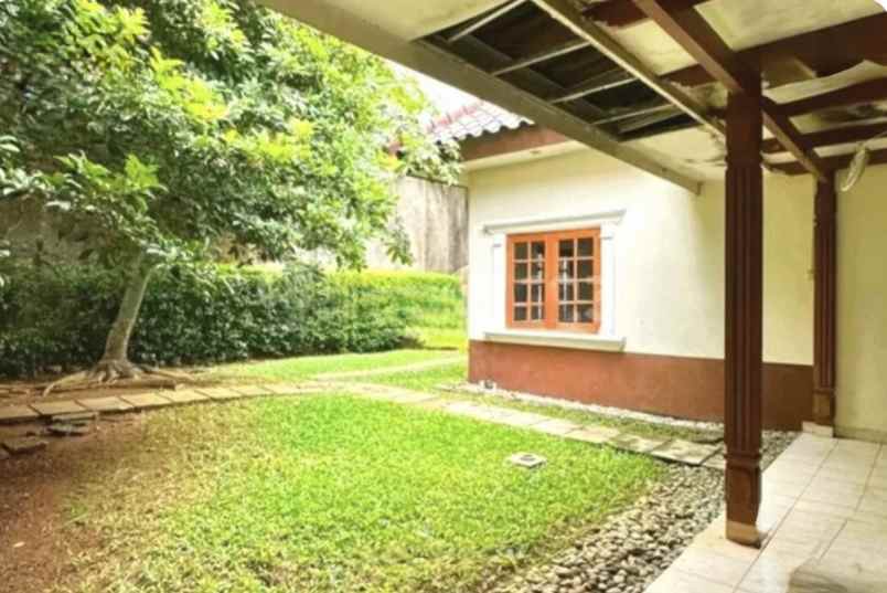 dijual rumah jalan sukabumi