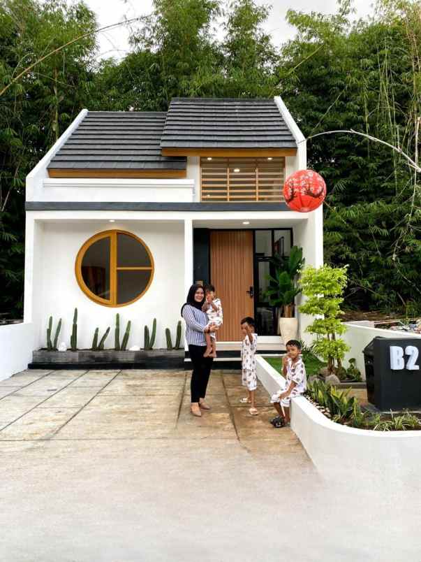 dijual rumah jalan wates km 16 sentolo