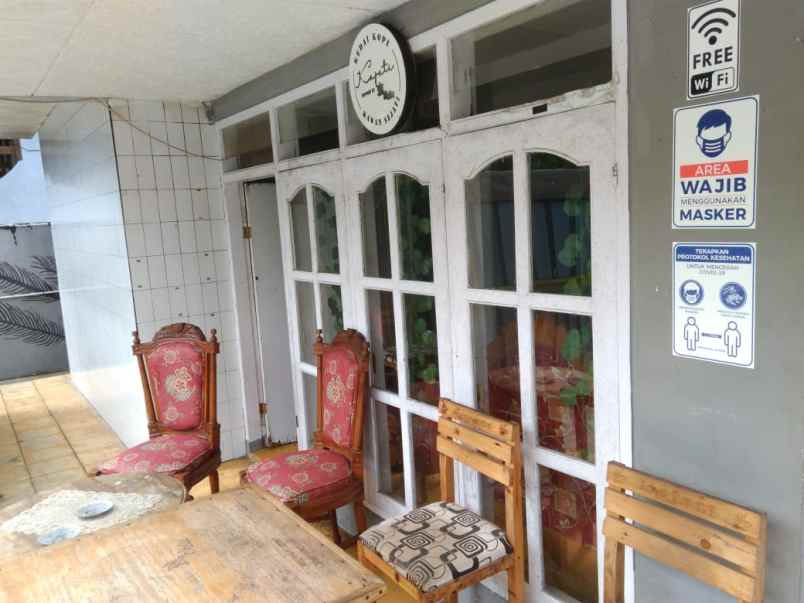 dijual rumah jalan wirasantana dusun