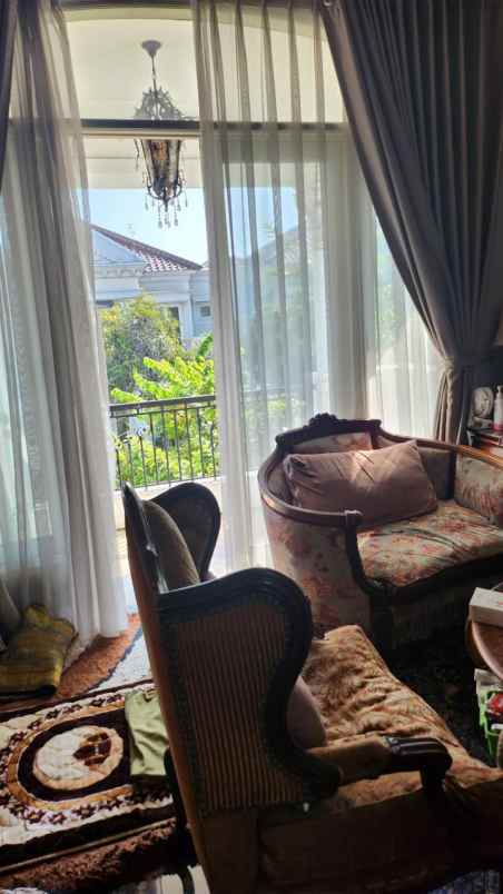 dijual rumah jalan wisata bukit mas