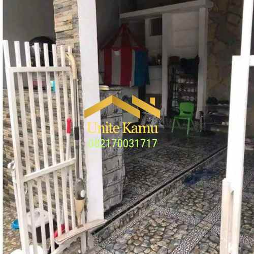 dijual rumah jelupang serpong